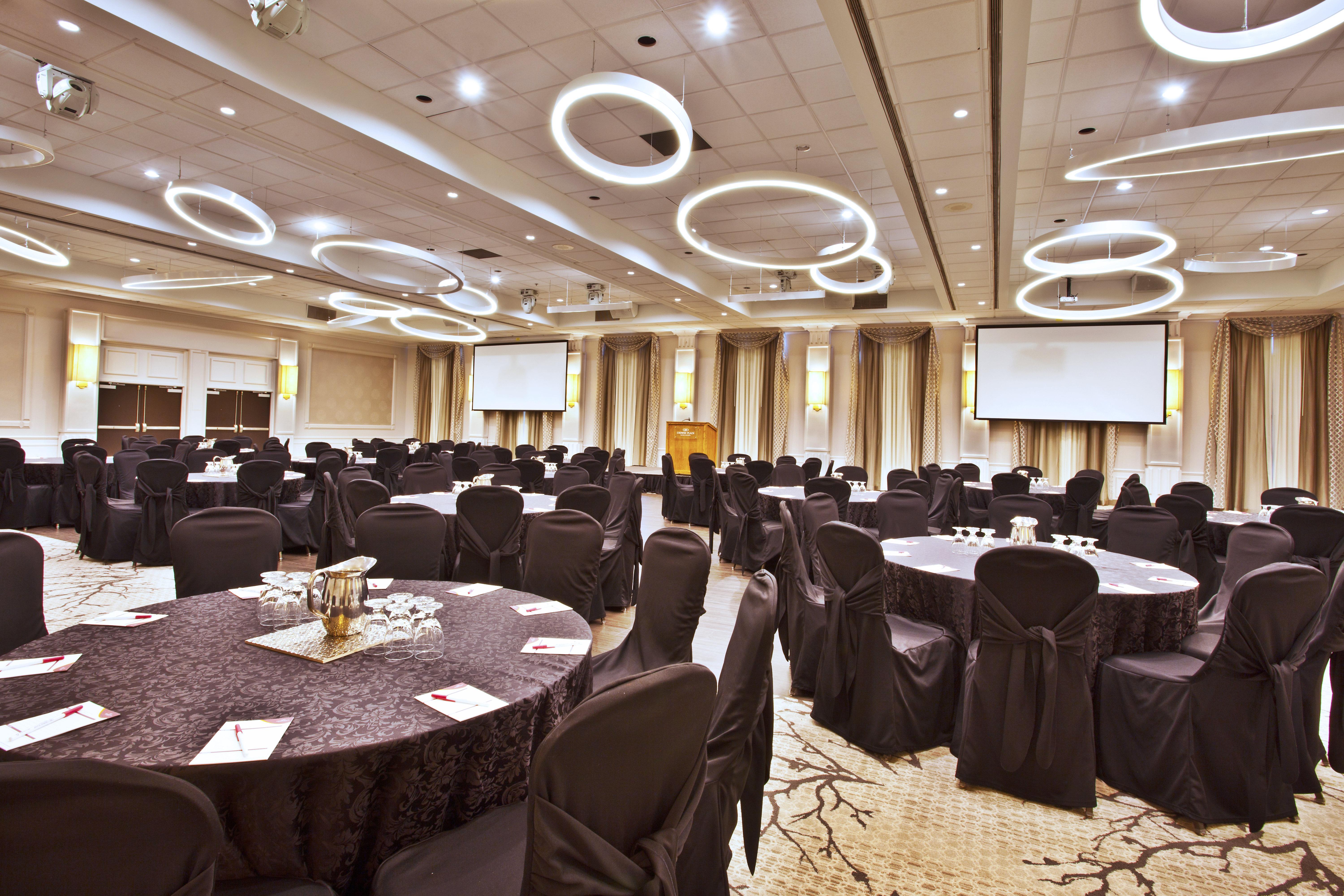 Hotel Crowne Plaza Kitchener-Waterloo By Ihg Zewnętrze zdjęcie