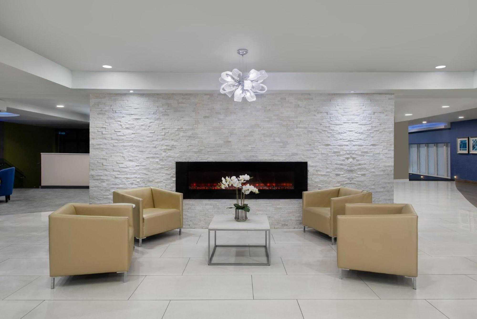 Hotel Crowne Plaza Kitchener-Waterloo By Ihg Zewnętrze zdjęcie