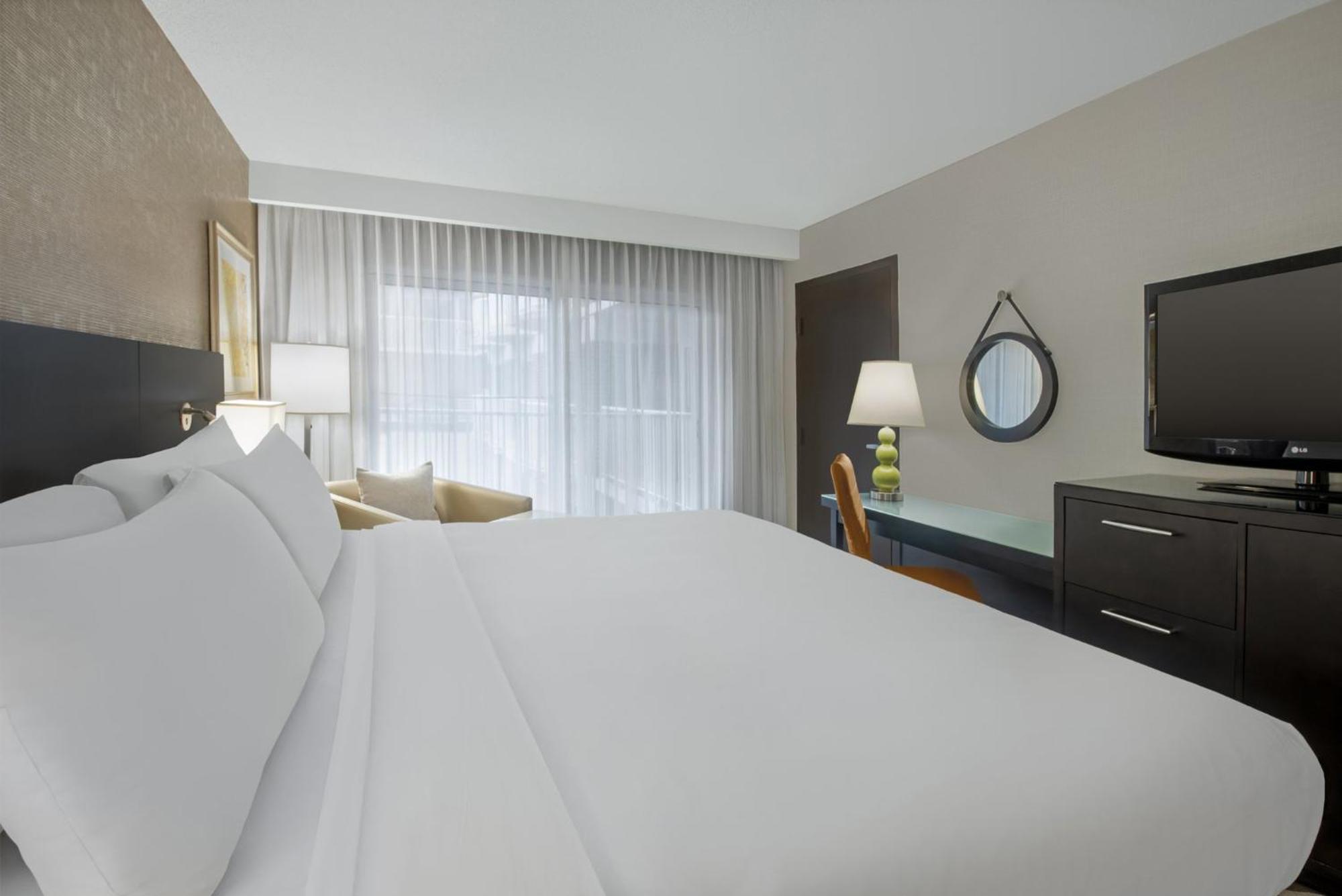 Hotel Crowne Plaza Kitchener-Waterloo By Ihg Zewnętrze zdjęcie